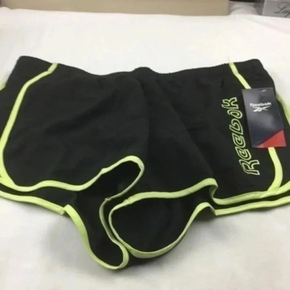 Reebok ladies shorts L